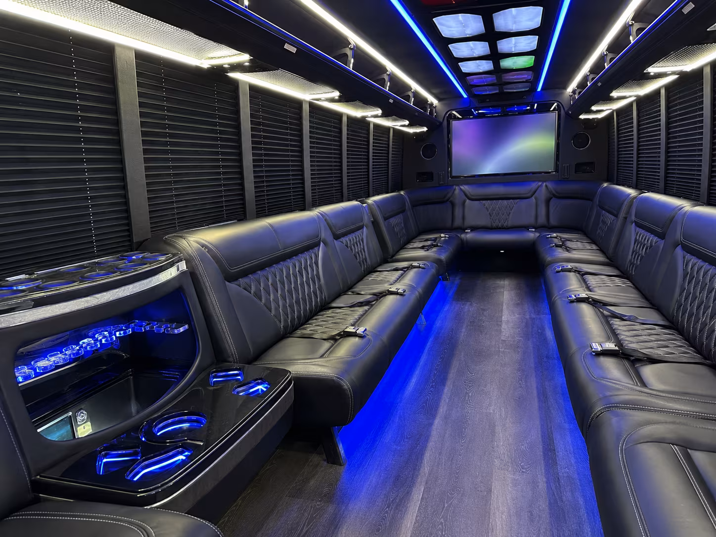 huntington park 20 passenger party bus inside