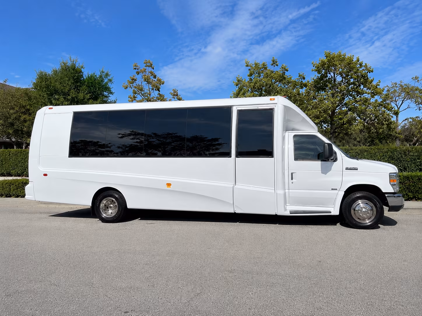 inglewood bus rentals
