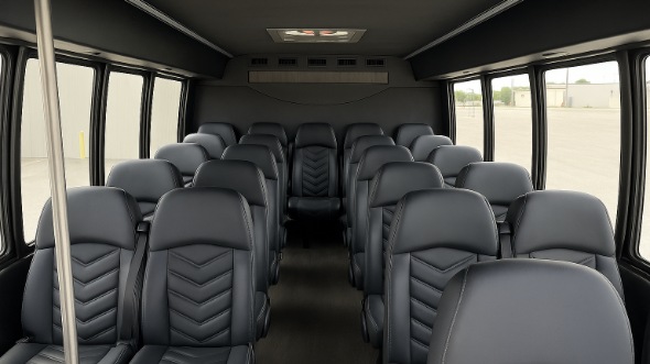 huntington park 20 passenger minibus rental