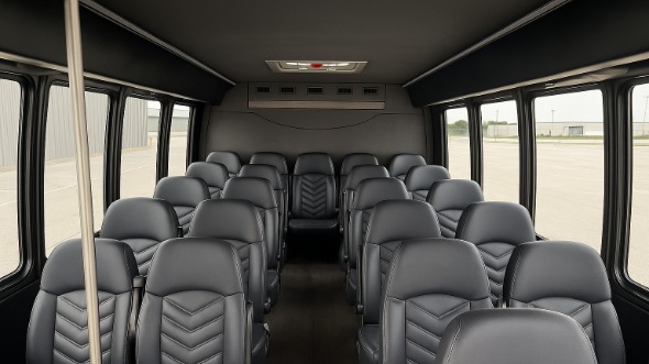 huntington park 25 passenger minibus rental